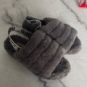 Ugg slide slippers